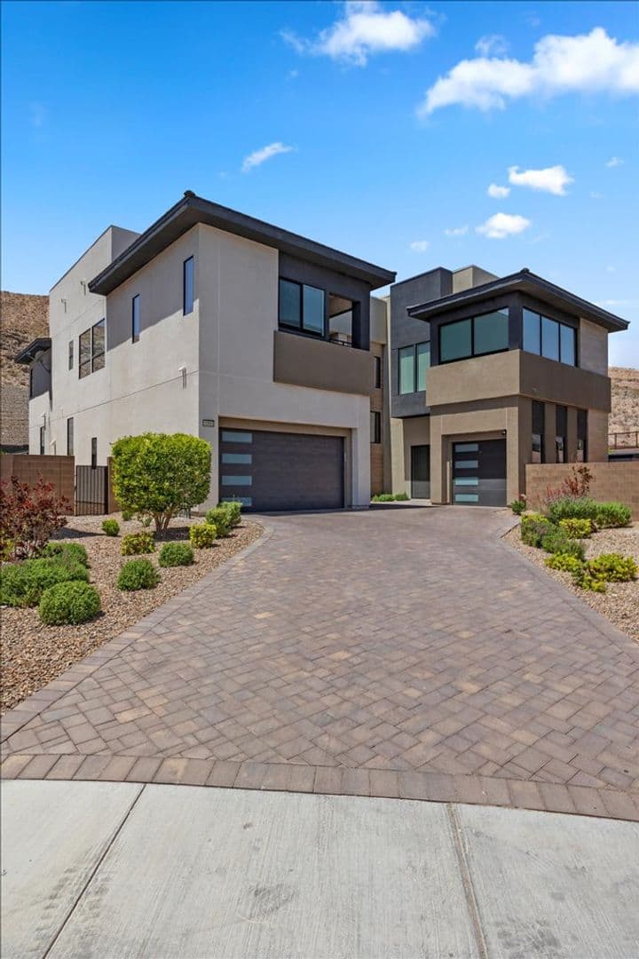 Las Vegas House: 10950 Earth Hues Ct