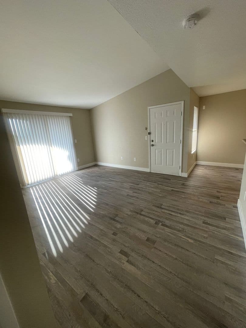 Las Vegas Condo: 5055 W Hacienda Ave #2094