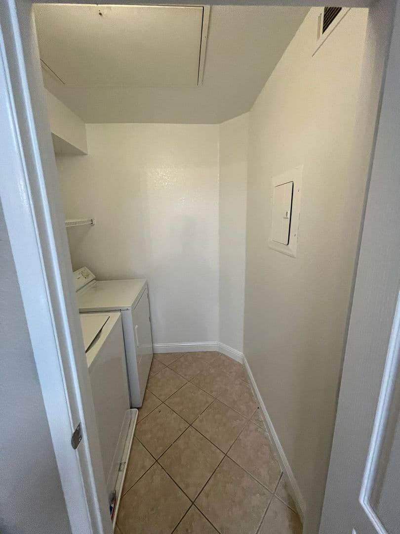 Las Vegas Condo: 5055 W Hacienda Ave #2094