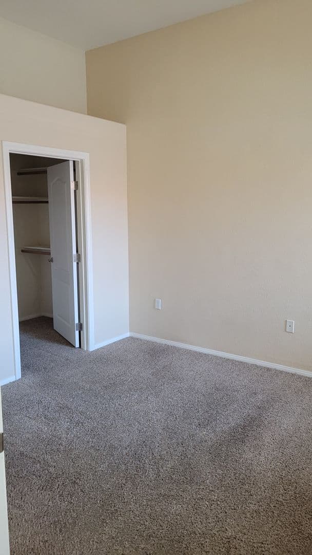 Las Vegas Condo: 10650 Calico Mountain Ave #204