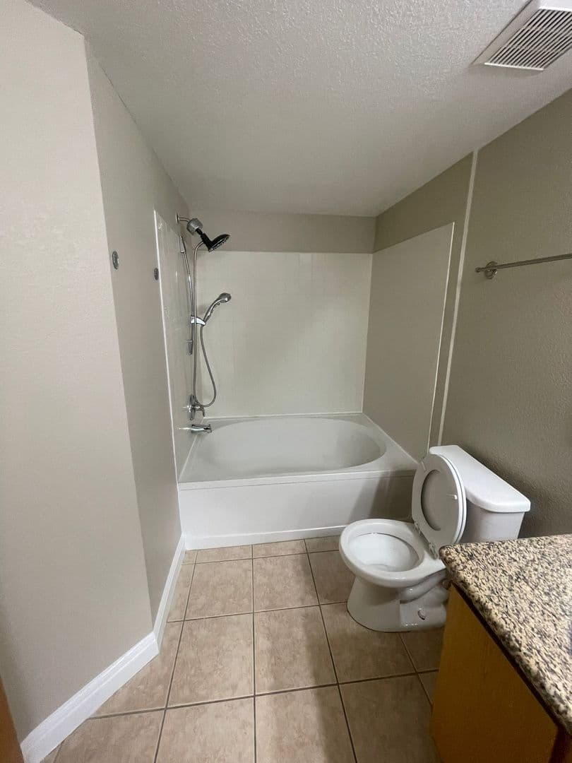 Las Vegas Condo: 5055 W Hacienda Ave #2094