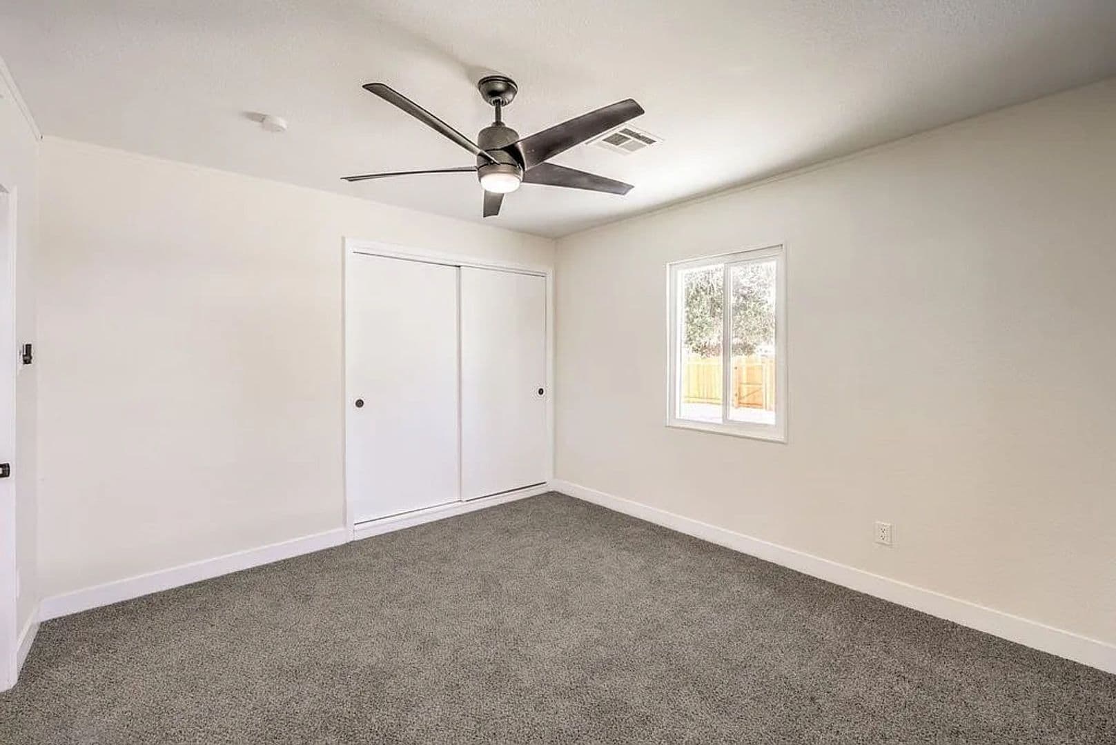 Las Vegas House: 1150 June Ave