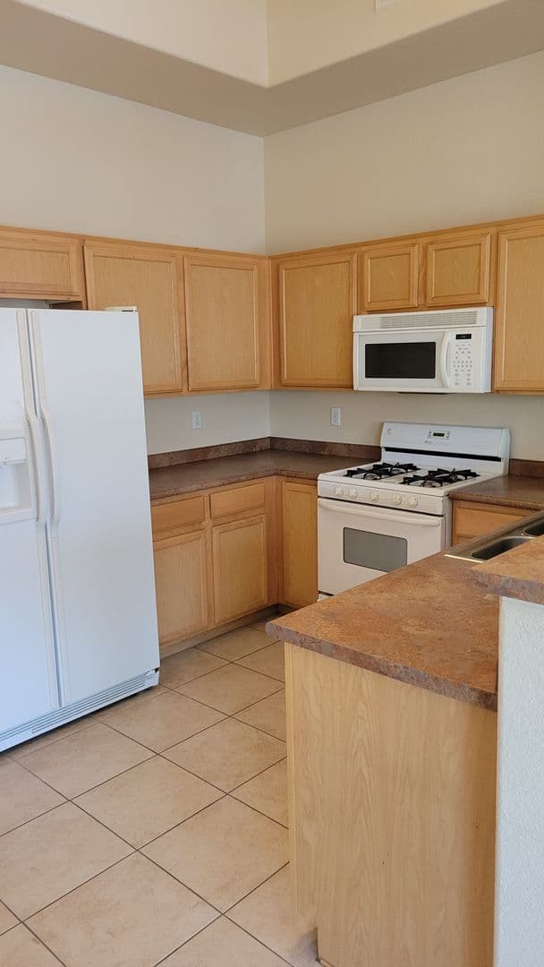 Las Vegas Condo: 10650 Calico Mountain Ave #204