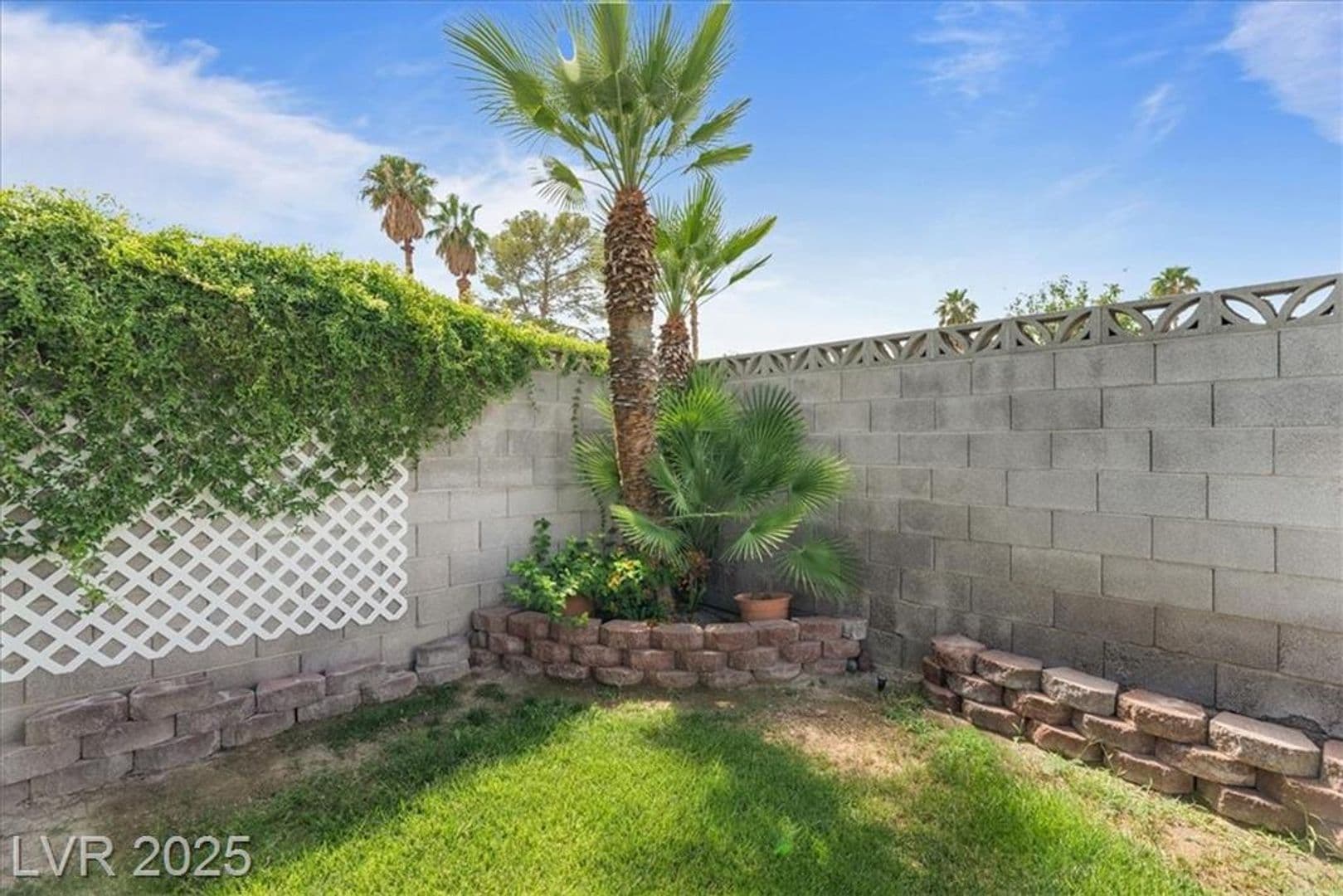 Las Vegas House: 6413 W Roy Rogers Dr.