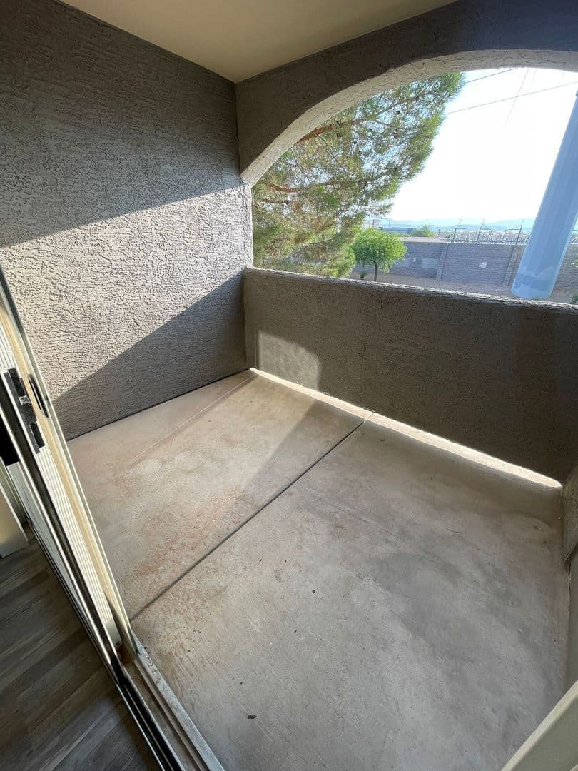 Las Vegas Condo: 5055 W Hacienda Ave #2094