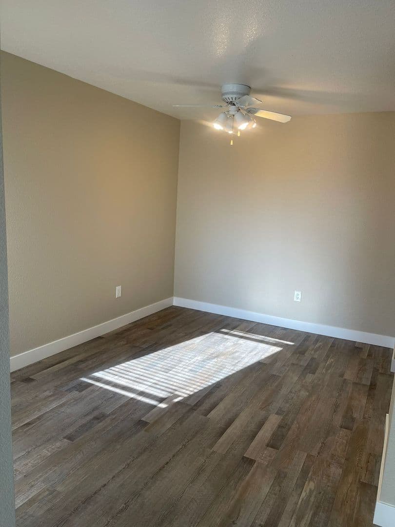 Las Vegas Condo: 5055 W Hacienda Ave #2094