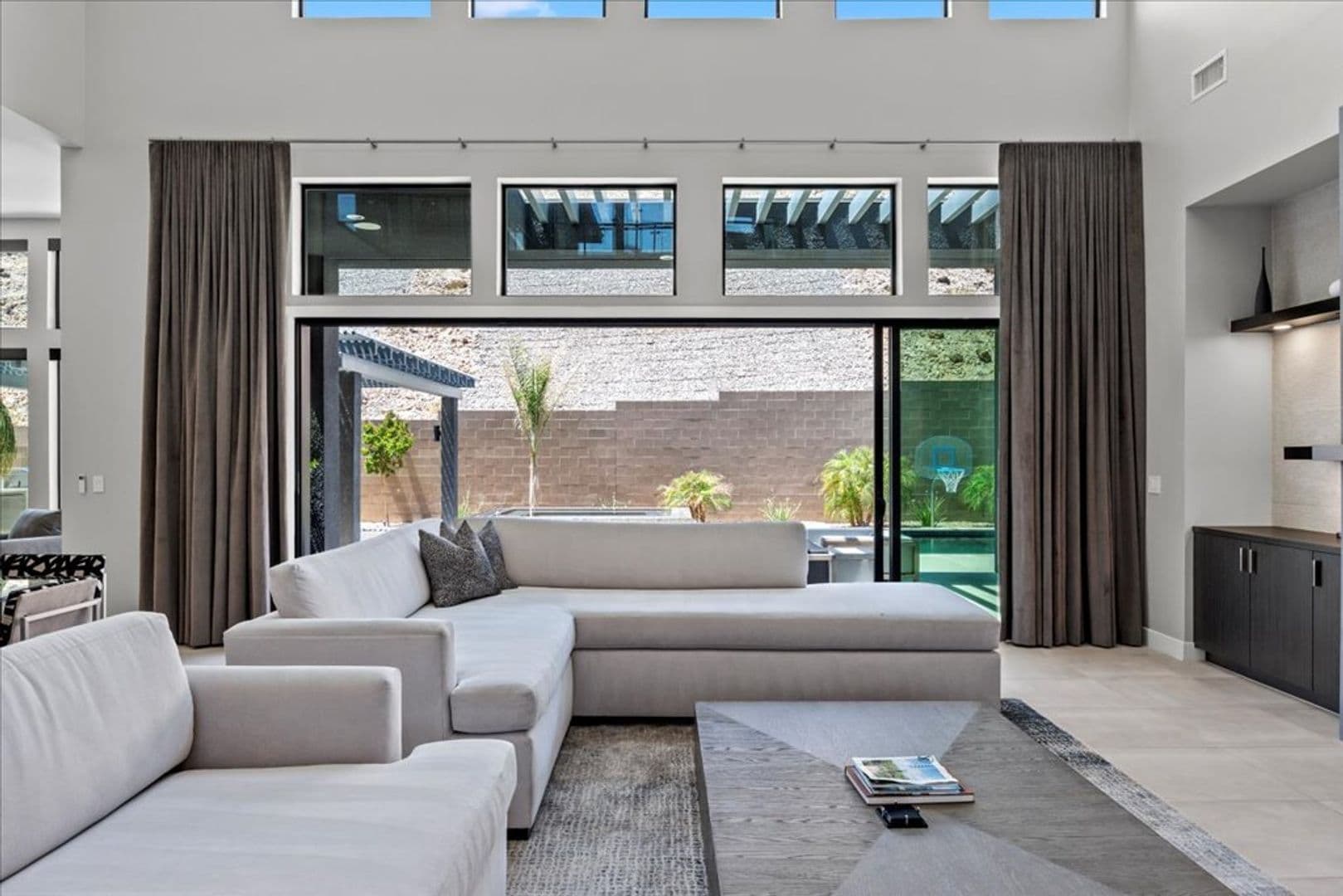 Las Vegas House: 10950 Earth Hues Ct