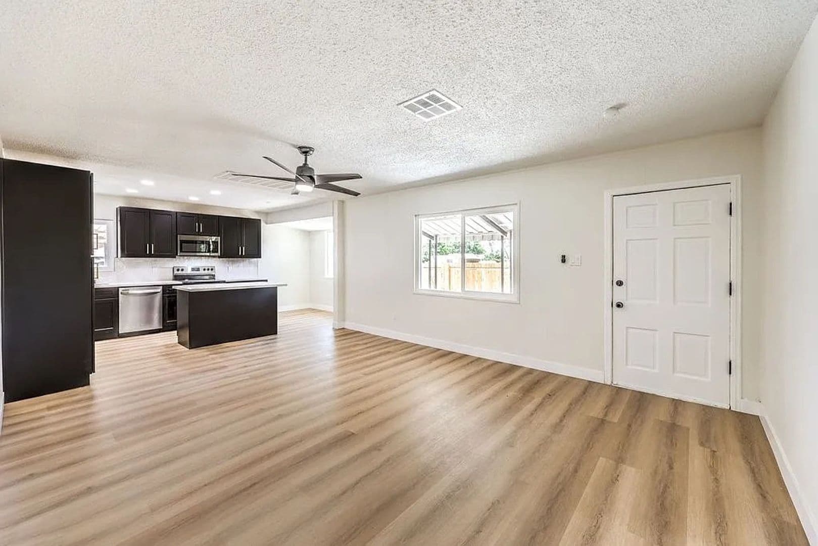 Las Vegas House: 1150 June Ave