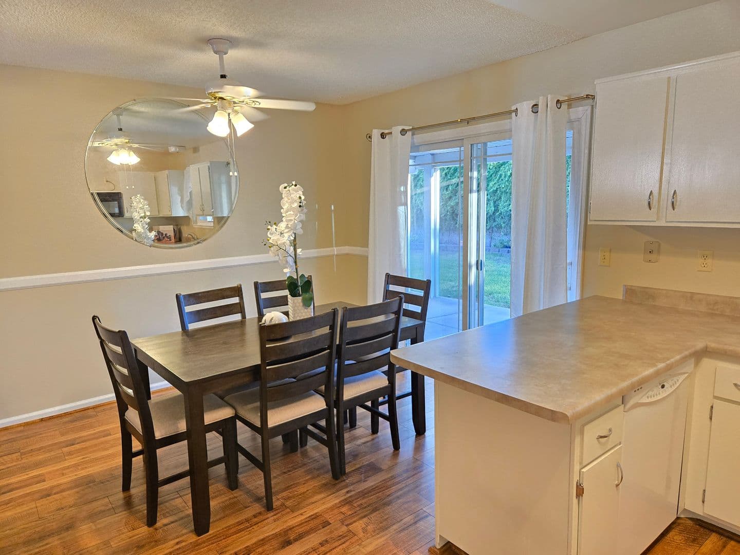 Las Vegas House: 6413 W Roy Rogers Dr.