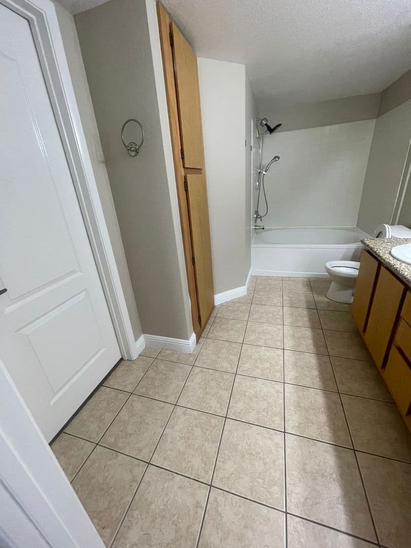 Las Vegas Condo: 5055 W Hacienda Ave #2094