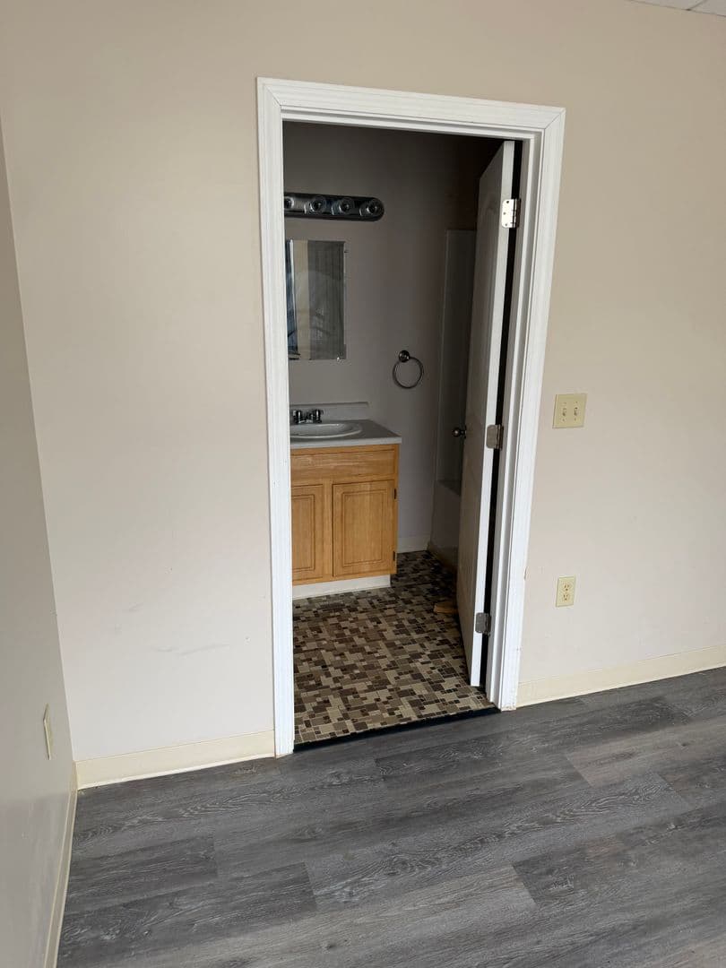 Bath Apartment: 9 Park St