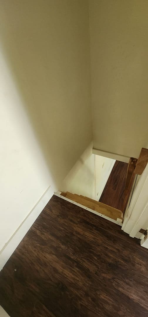 West Bath Apartment: 10 Renshaw Drive