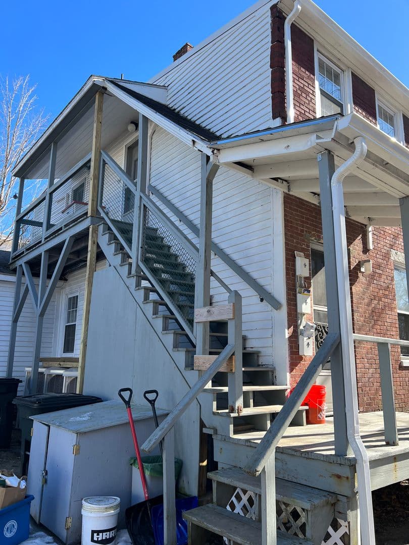 Brunswick Apartment: 10-12 Lincoln Street