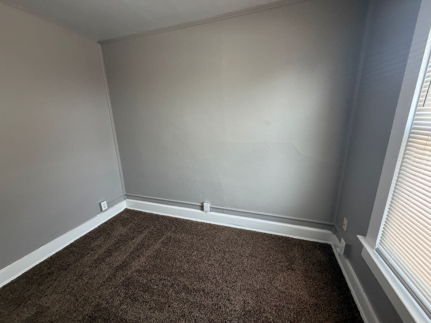 Fort Wayne Apartment: 2131 N Wells Street