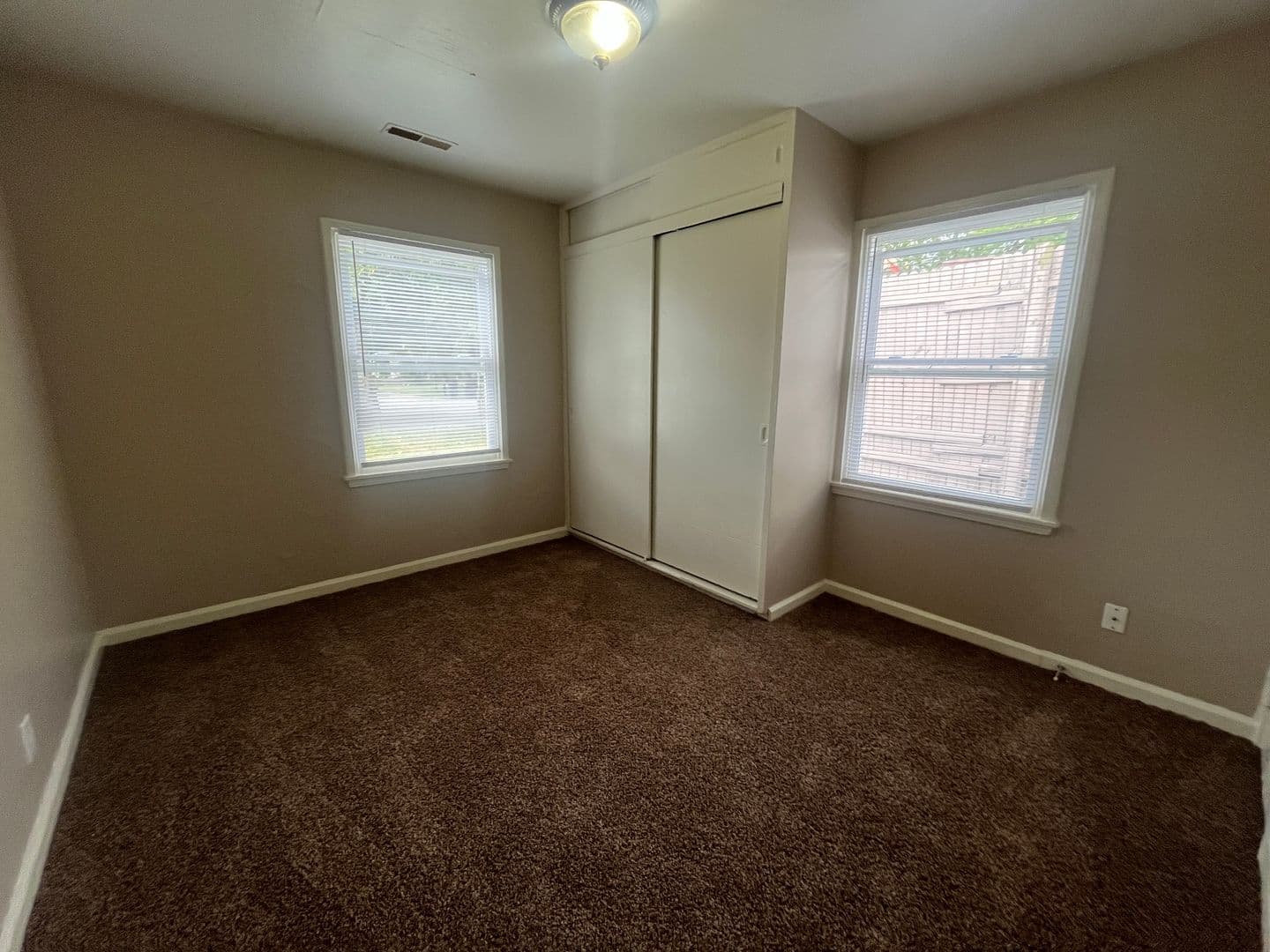 Fort Wayne House: 4319 Standish Drive