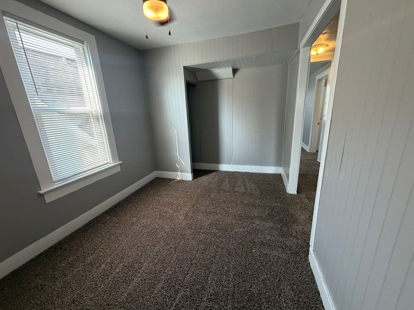 Fort Wayne Apartment: 2131 N Wells Street