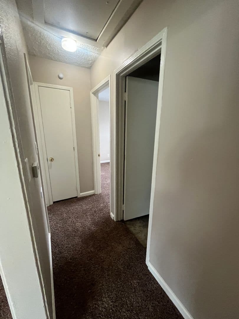 Fort Wayne House: 4319 Standish Drive