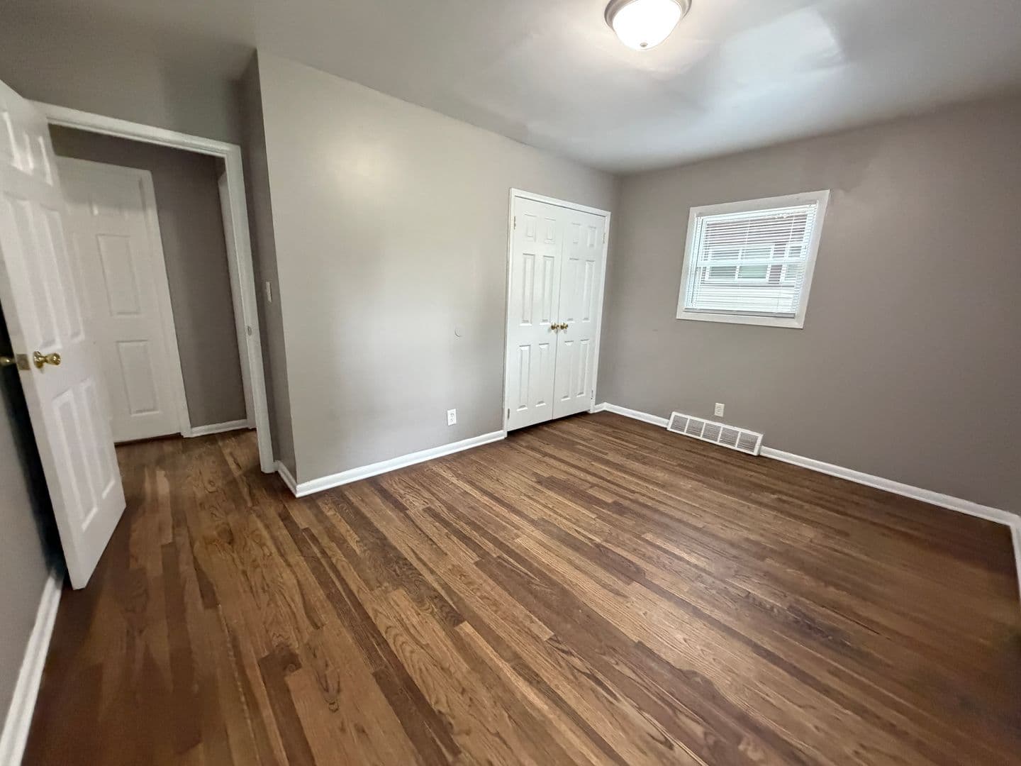Fort Wayne House: 4711 Warsaw Street