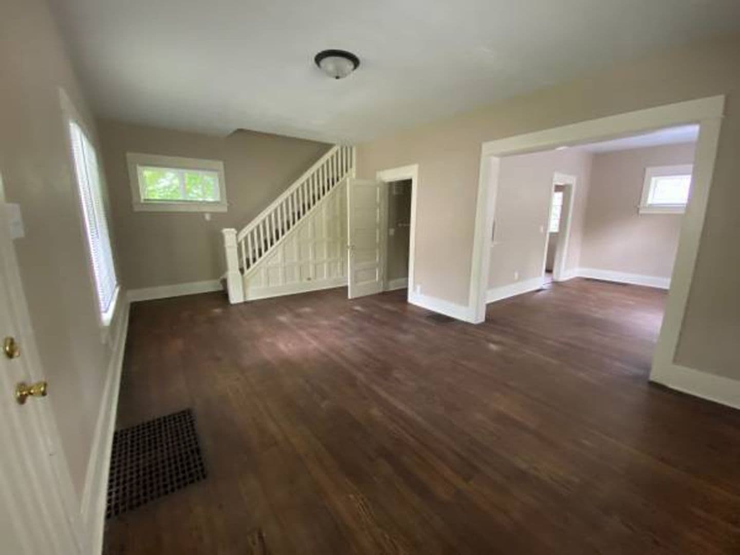 Fort Wayne House: 902 Nuttman Ave