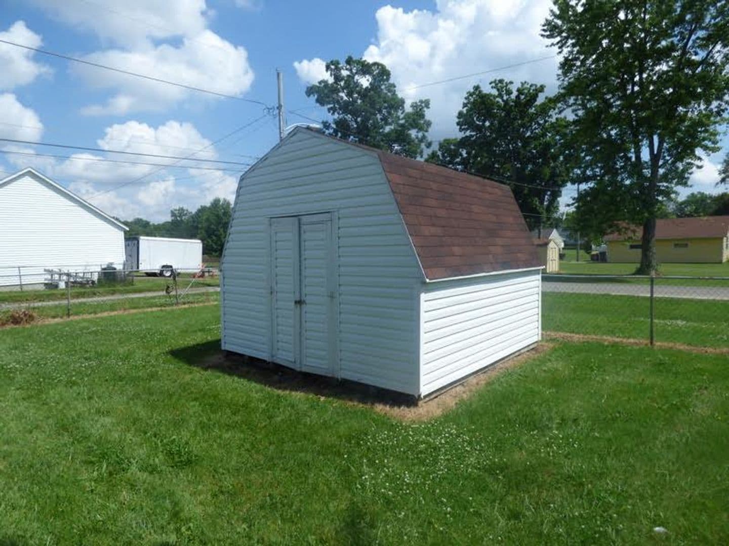 Fort Wayne House: 5527 Hoagland