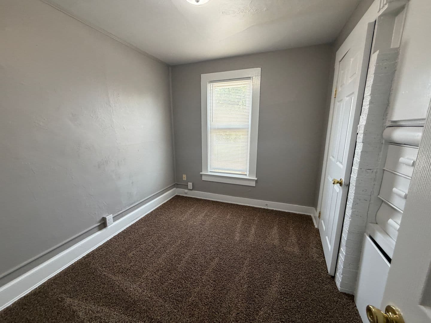 Fort Wayne Apartment: 2131 N Wells Street
