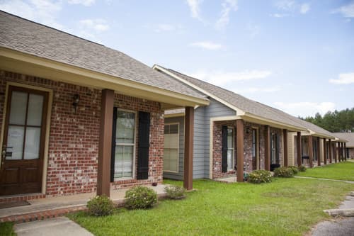 Hattiesburg Apartment: 5057 WEST 4th Street