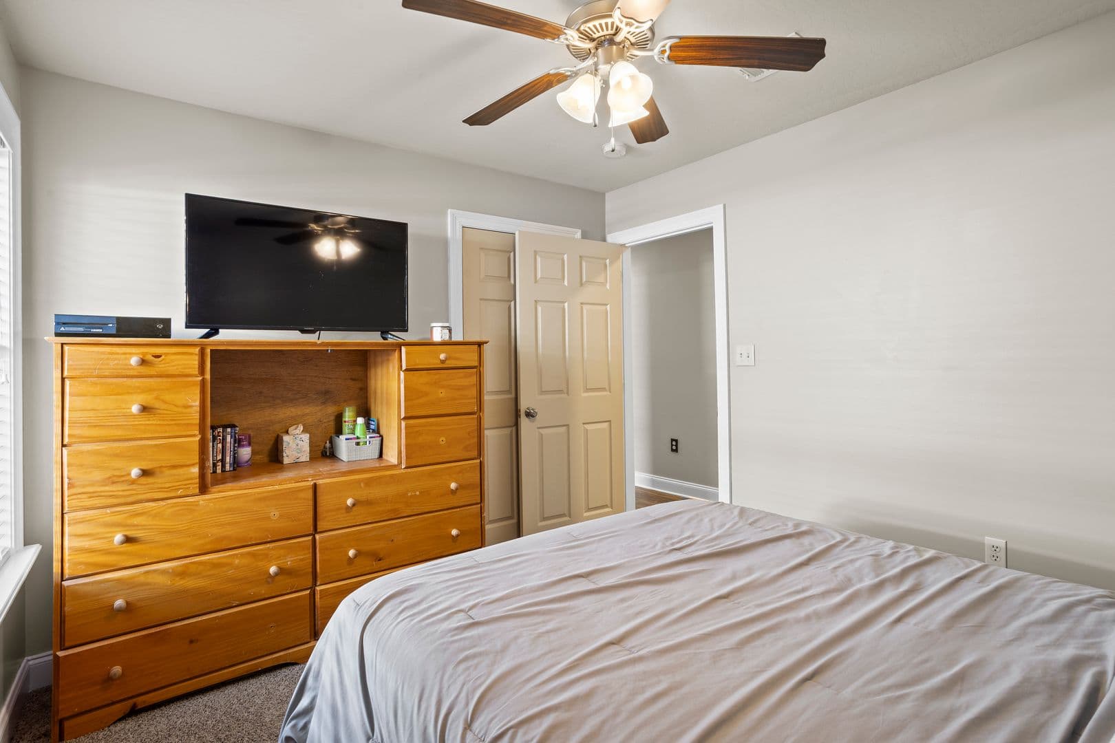 Hattiesburg House: 4 Crown's Pt