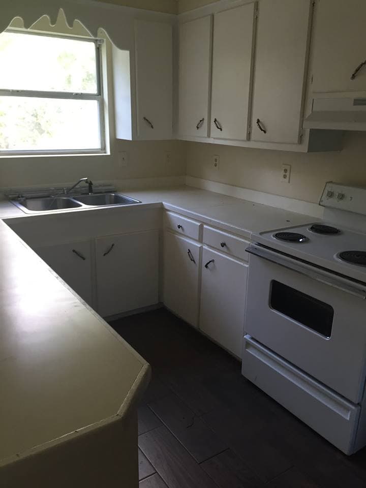 Hattiesburg Apartment: Baggett Dr