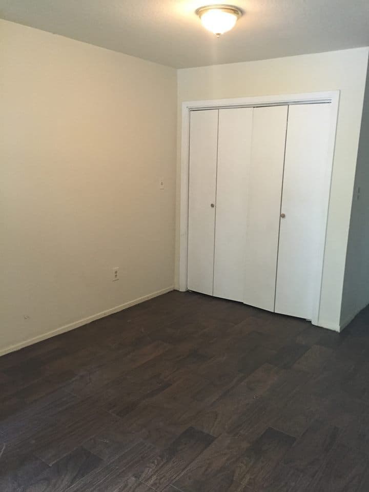 Hattiesburg Apartment: Baggett Dr