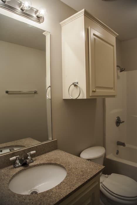 Hattiesburg Apartment: 402 North 38th Ave