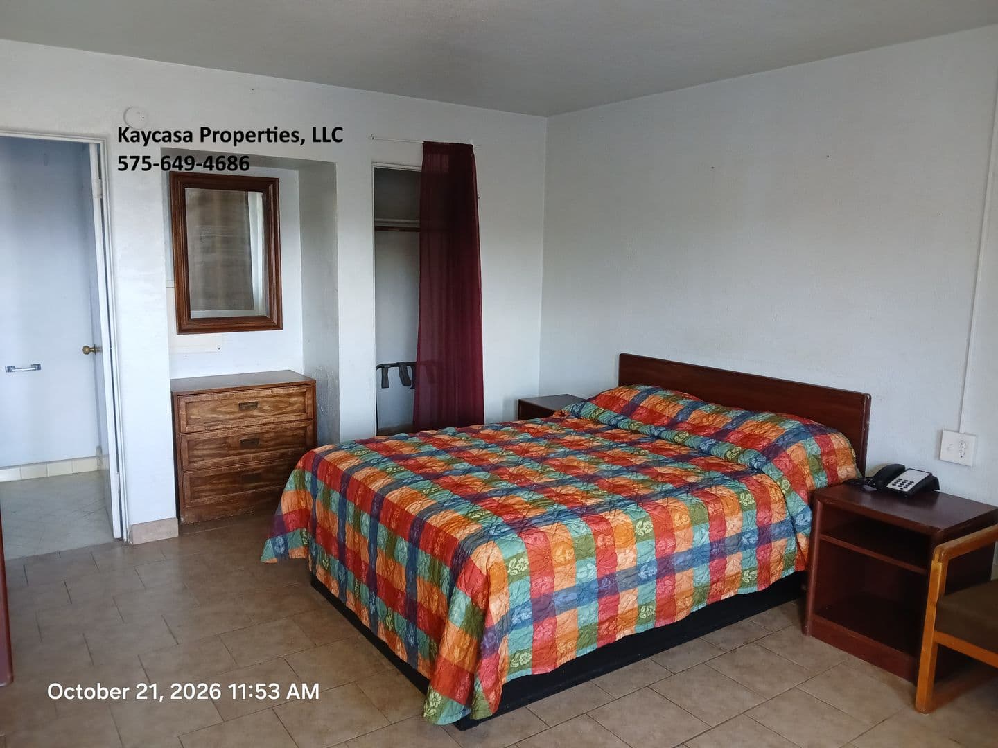 Las Cruces Apartment: 755 N Valley Dr