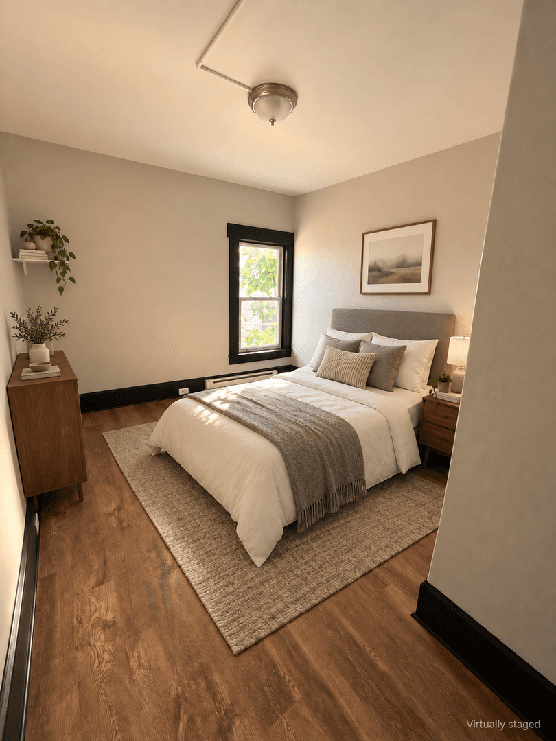 Manchester Apartment: 242 East High st