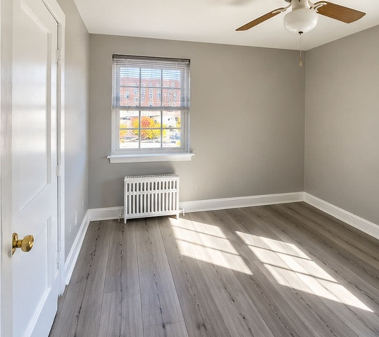Somersworth Apartment: 46 main st