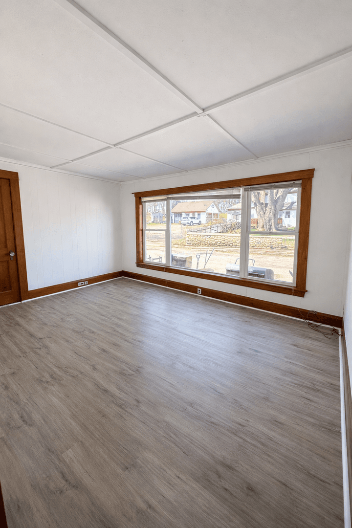 Farmington Apartment: 510 Main Street