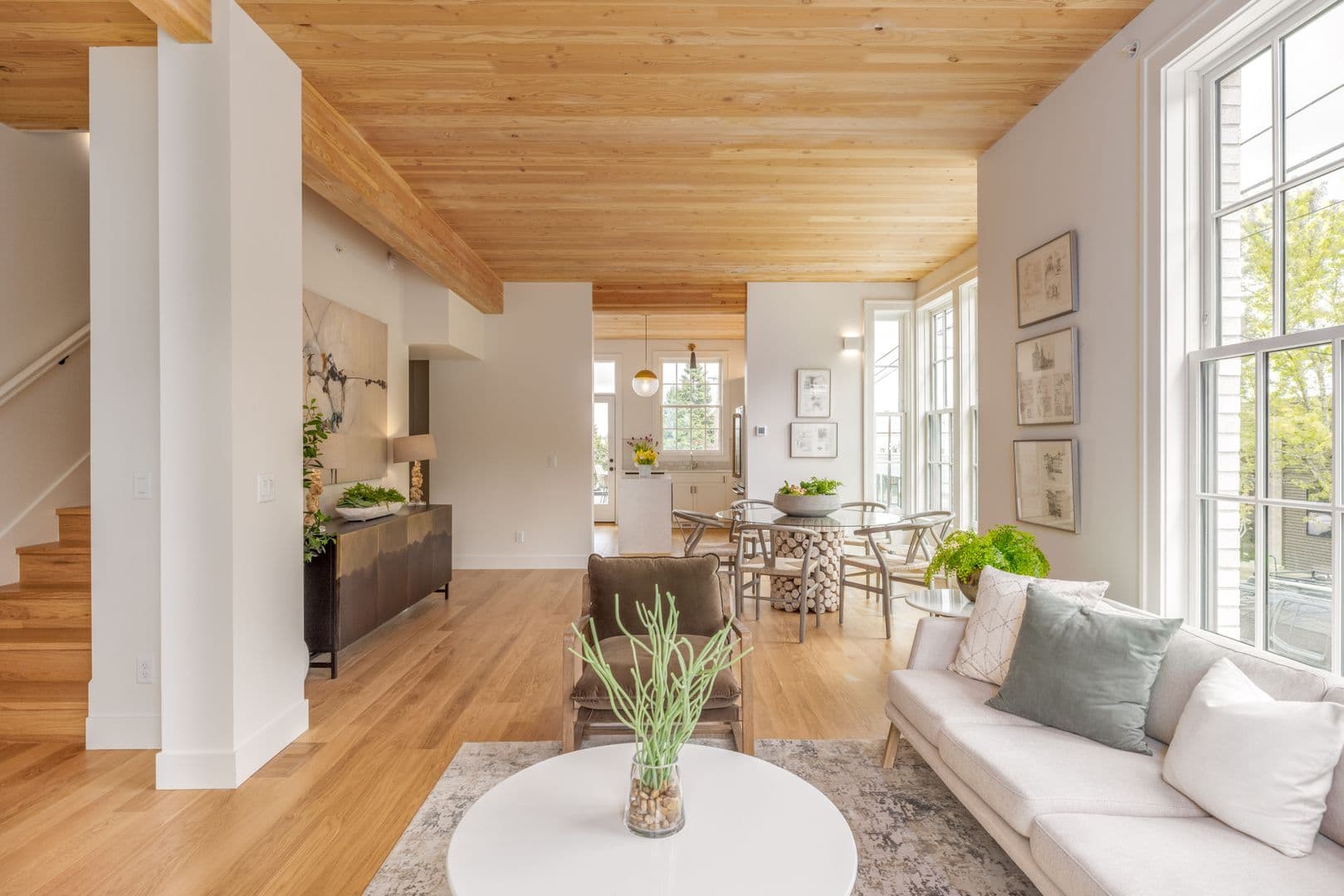 Portland Apartment: 2915A-2989B NW Wilson St.