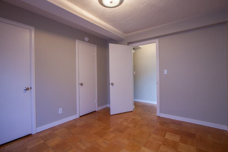 Portland Apartment: 2199 NW Everett St