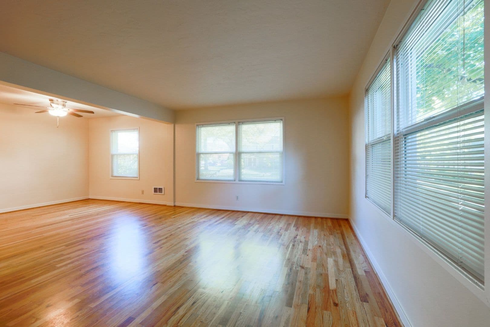 Portland Apartment: 10381 SW  Eastridge St, #44