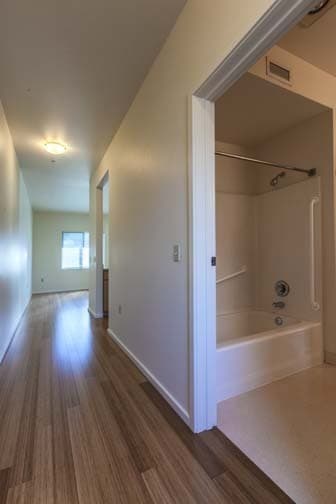 Portland Apartment: 2315 NW Overton St