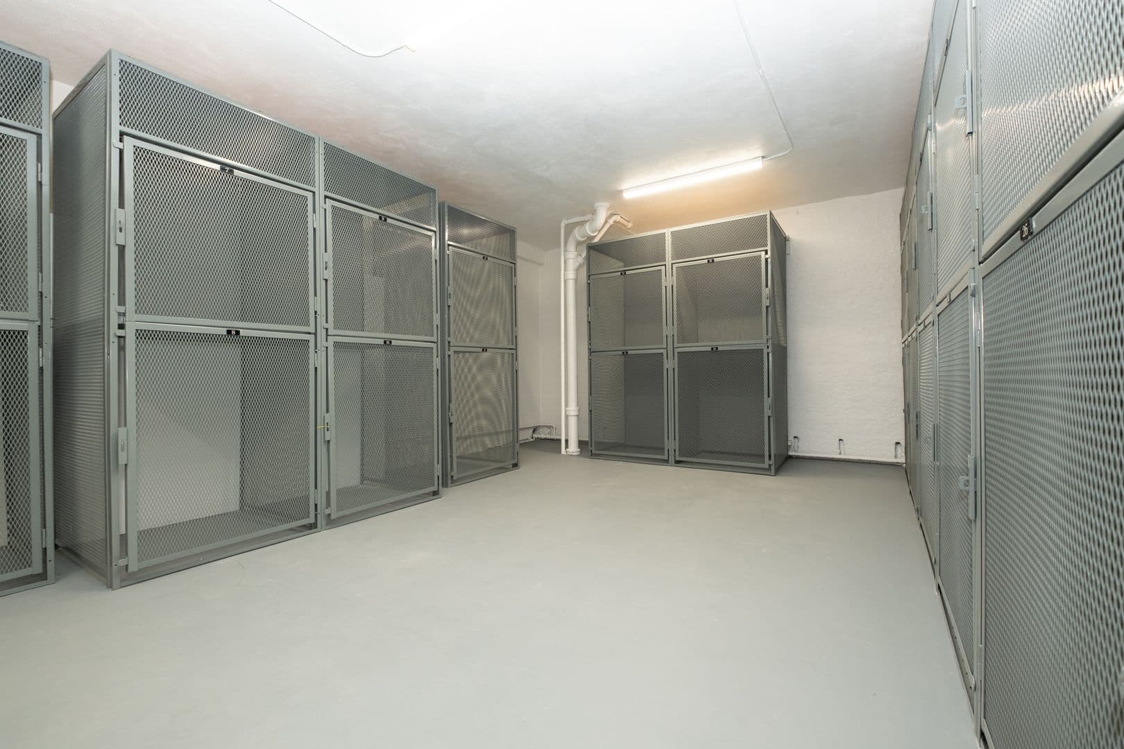 Portland Apartment: 831 SW Vista Ave