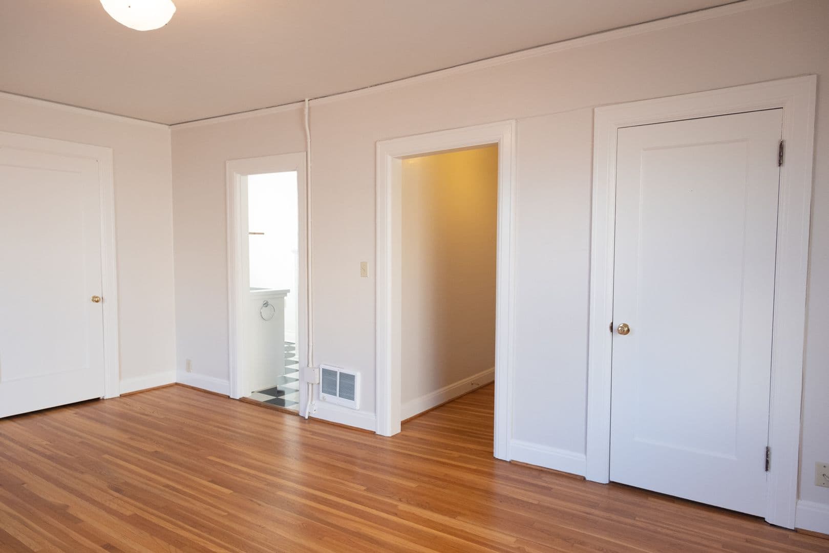 Portland Apartment: 2185 SW Yamhill St