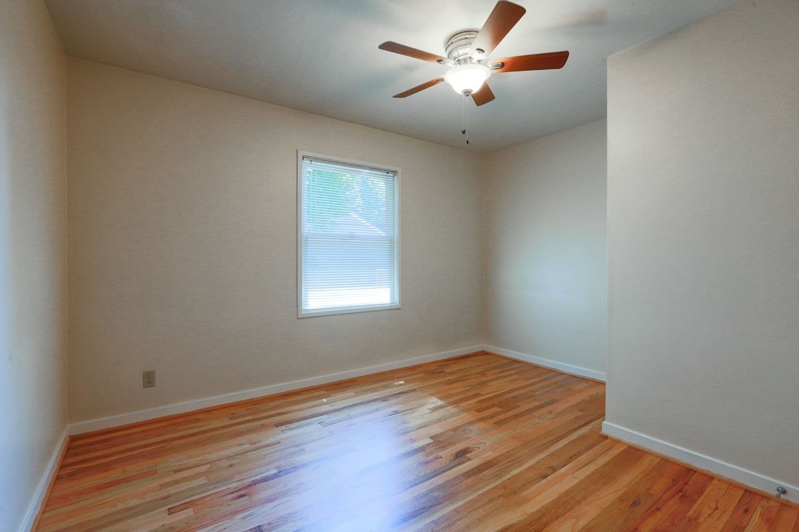 Portland Apartment: 10381 SW  Eastridge St, #44