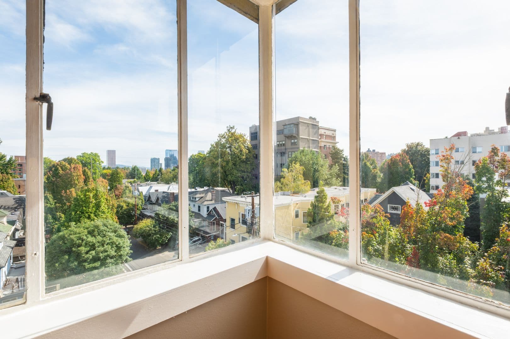 Portland Apartment: 2199 NW Everett St