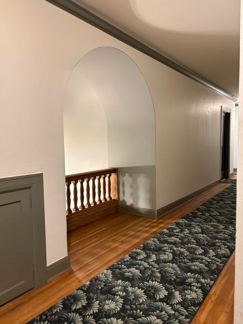 Portland Apartment: 2185 SW Yamhill St