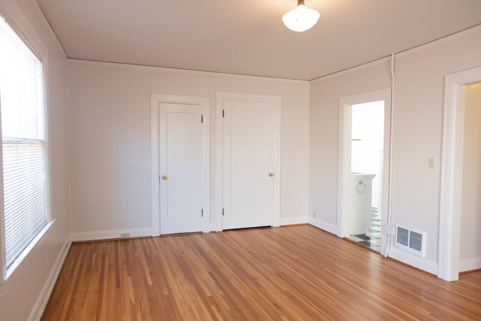 Portland Apartment: 2185 SW Yamhill St