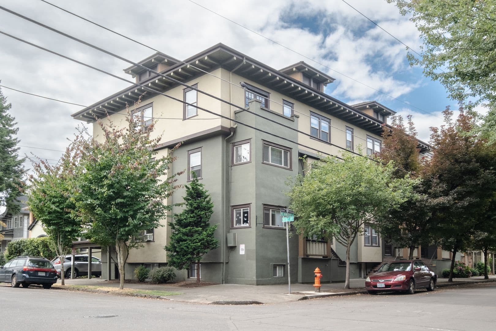 Portland Apartment: 1022-1036 NE Hancock St