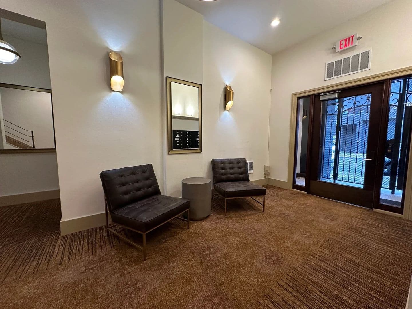 Portland Apartment: 1117 SW Alder St.