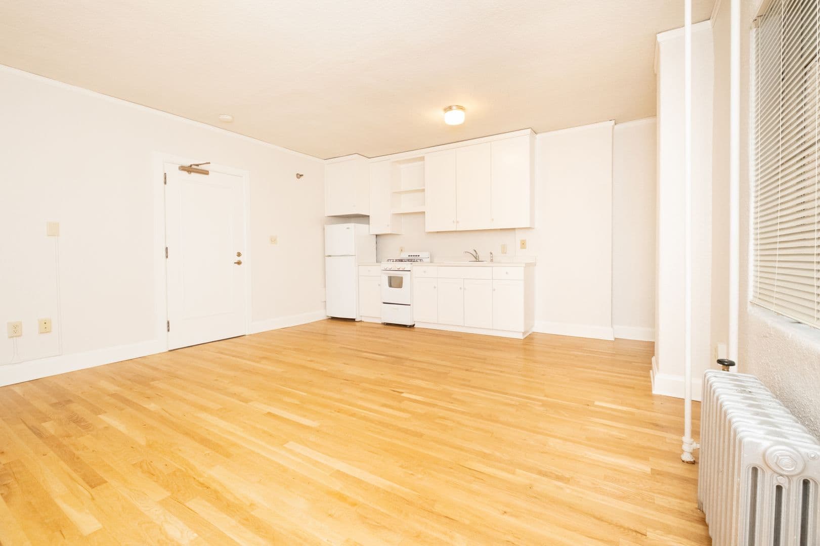 Portland Apartment: 1431 SW Park Ave