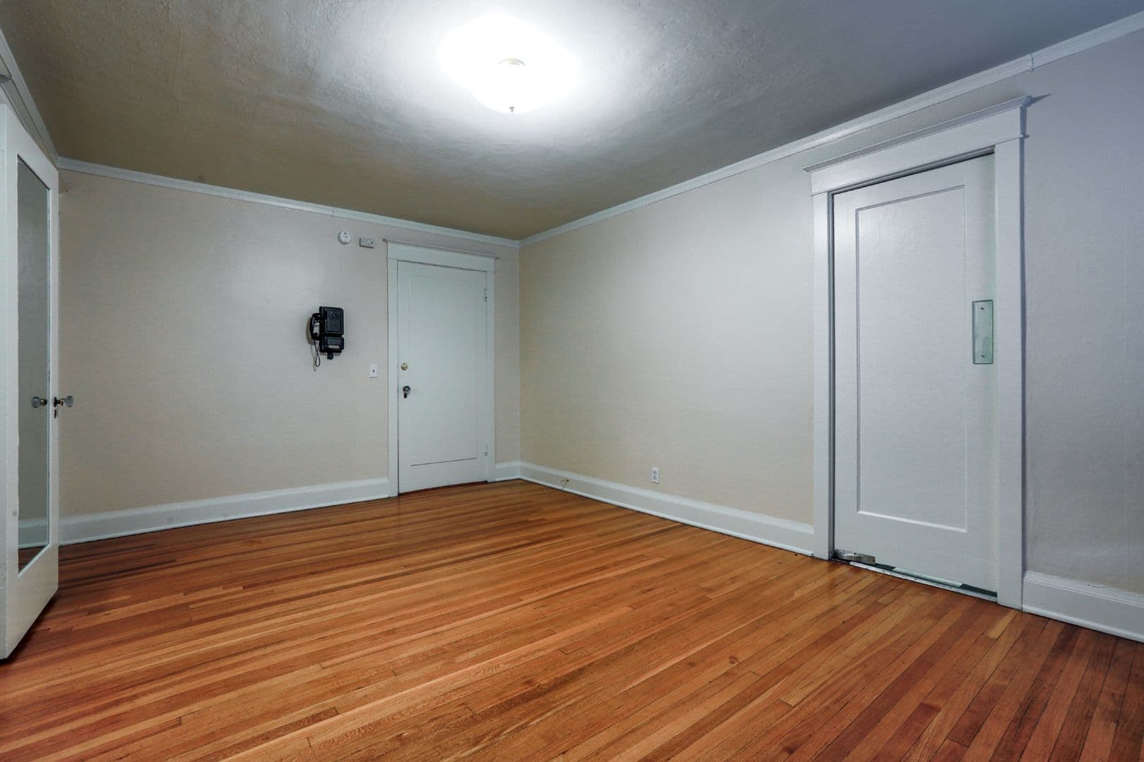 Portland Apartment: 2170 NE Hancock St