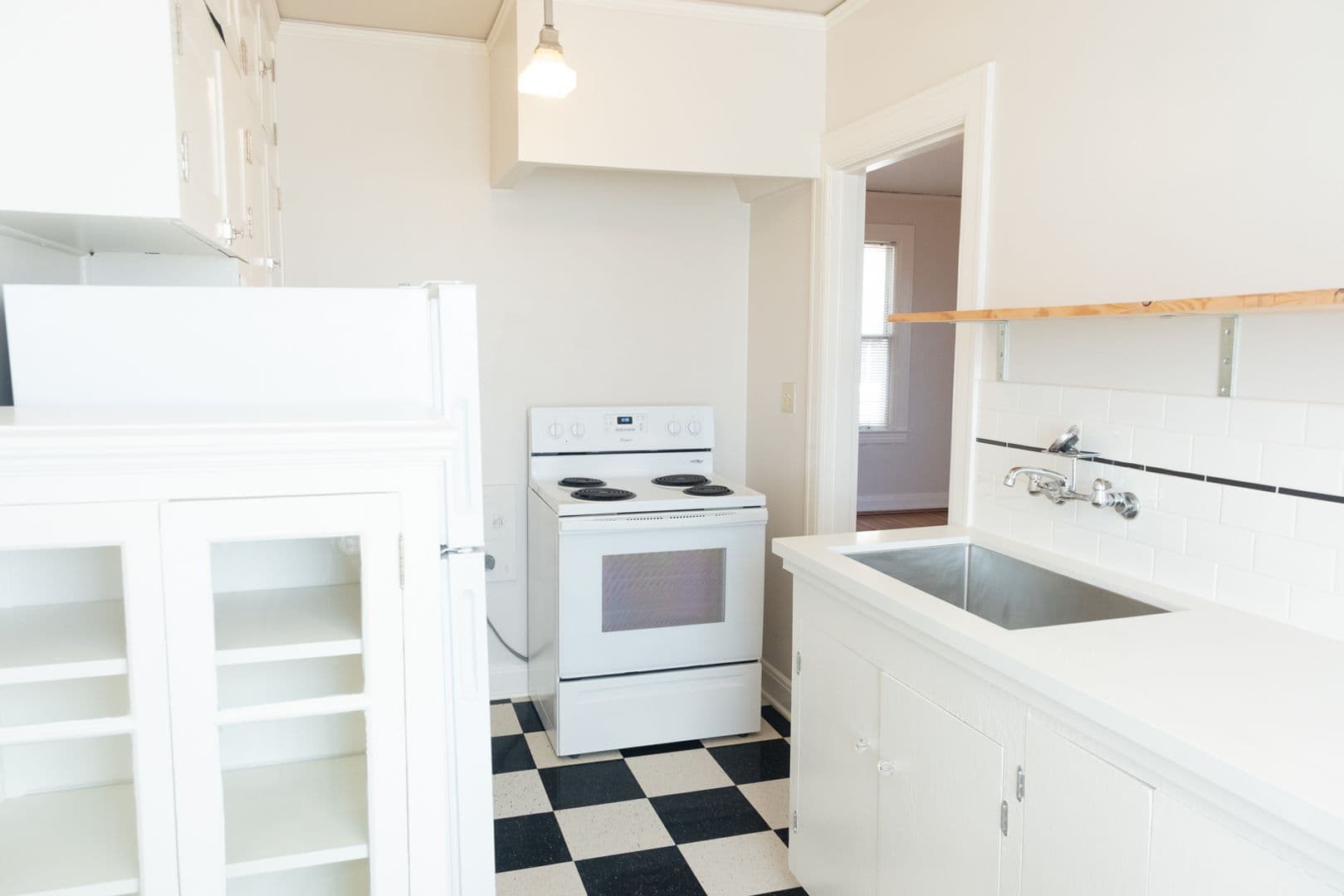 Portland Apartment: 2185 SW Yamhill St