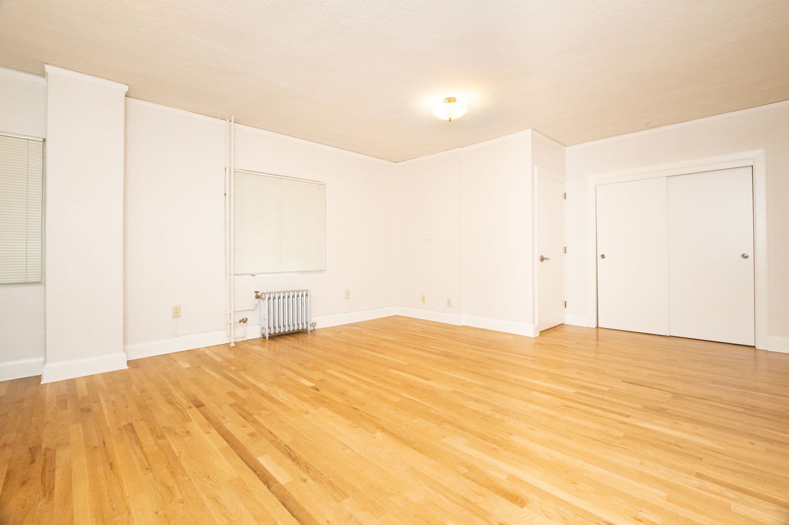 Portland Apartment: 1431 SW Park Ave